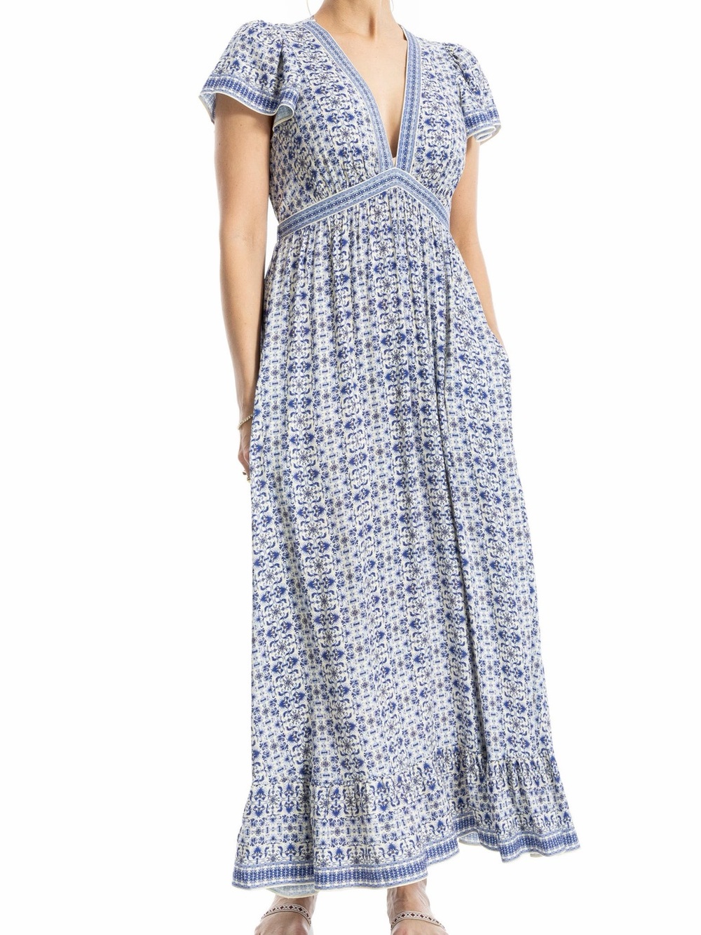 Max Studio Blue and White Floral V‑Neck Maxi Dress - Picture 7 of 8